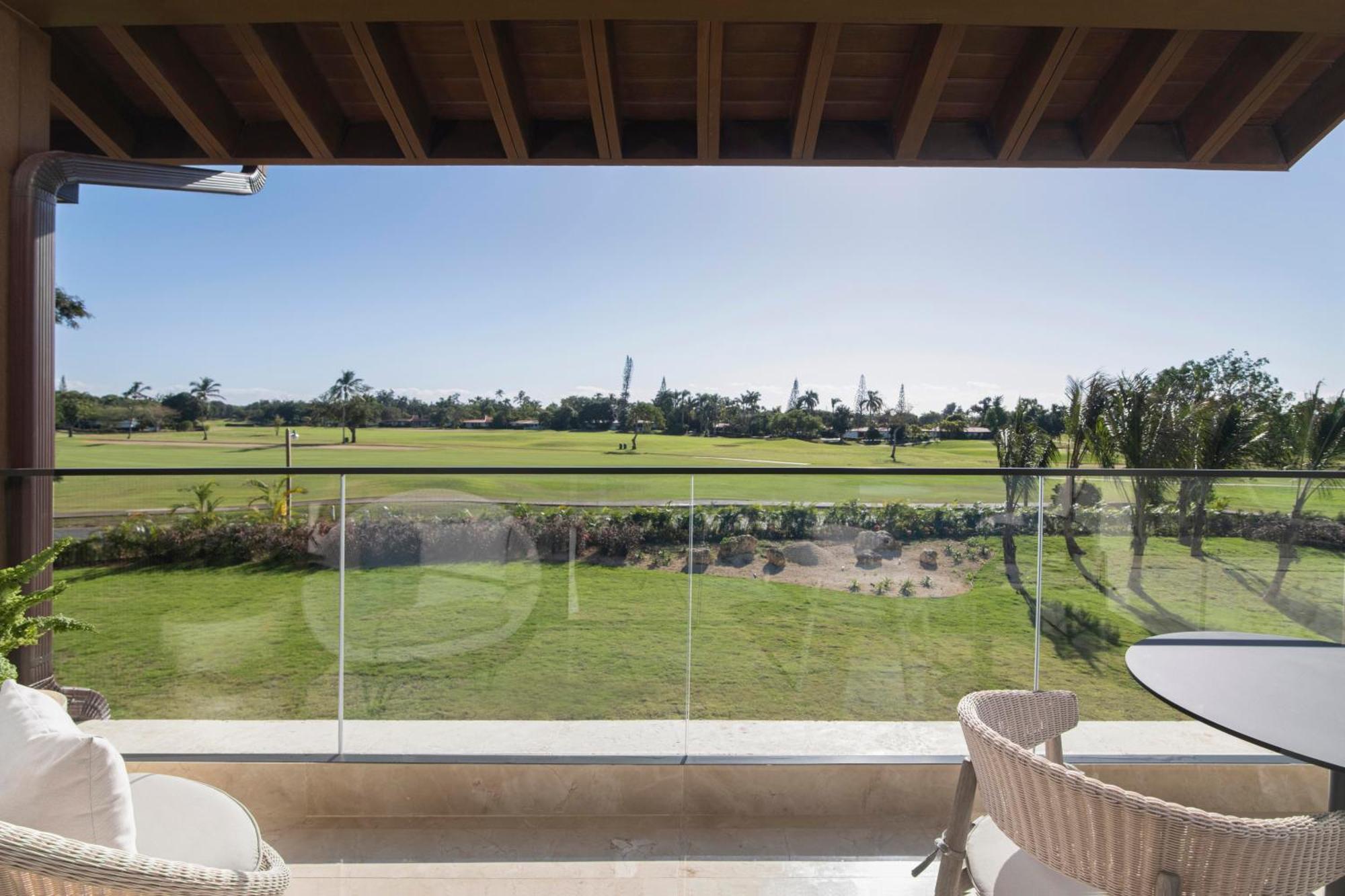 Premier Jr Suite Balcony